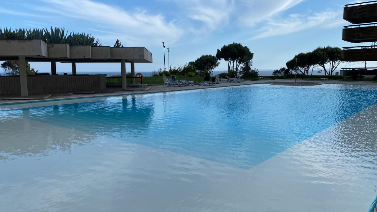 Apartamento Lujoso Ap con piscina frente al mar Cascaes Exterior foto